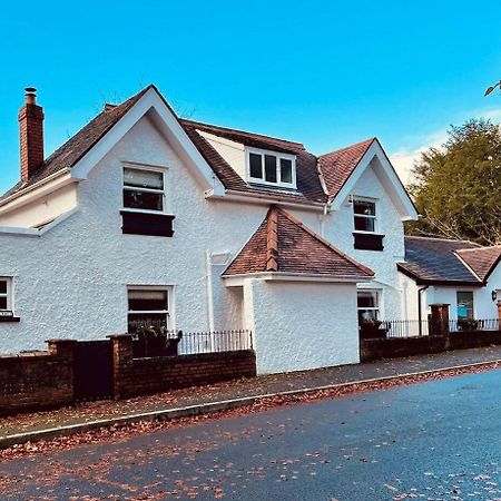 6 - Central Location - Entire House - Free Parking Merthyr Tydfil Esterno foto