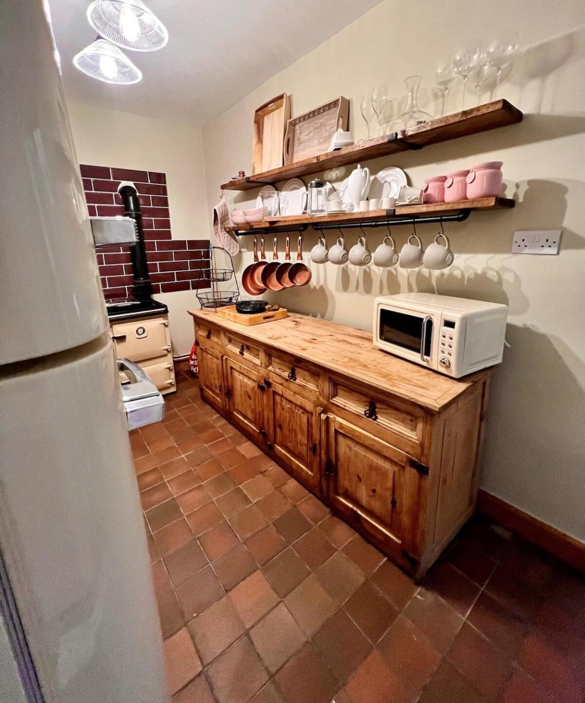6 - Central Location - Entire House - Free Parking Merthyr Tydfil Esterno foto