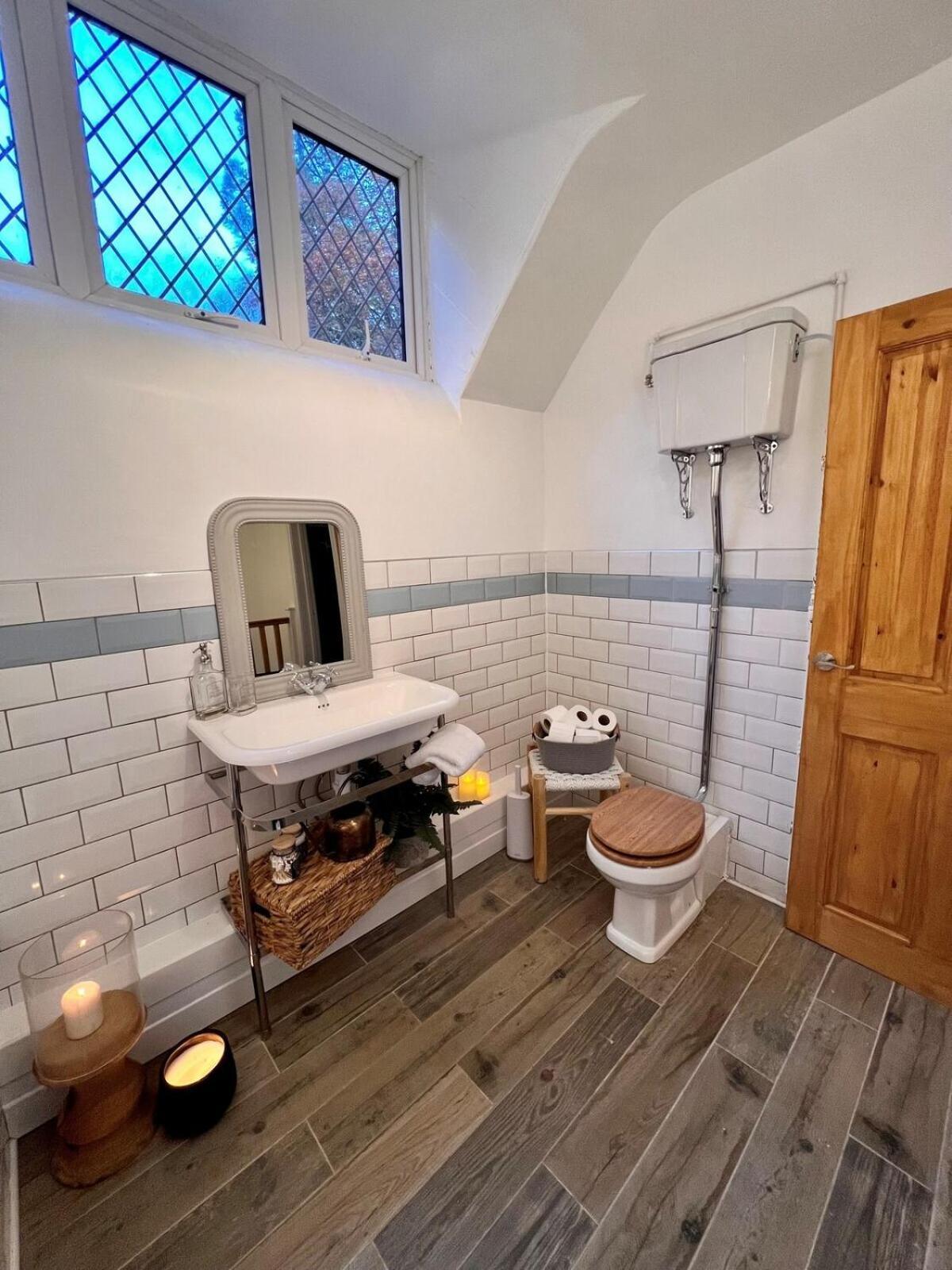 6 - Central Location - Entire House - Free Parking Merthyr Tydfil Esterno foto